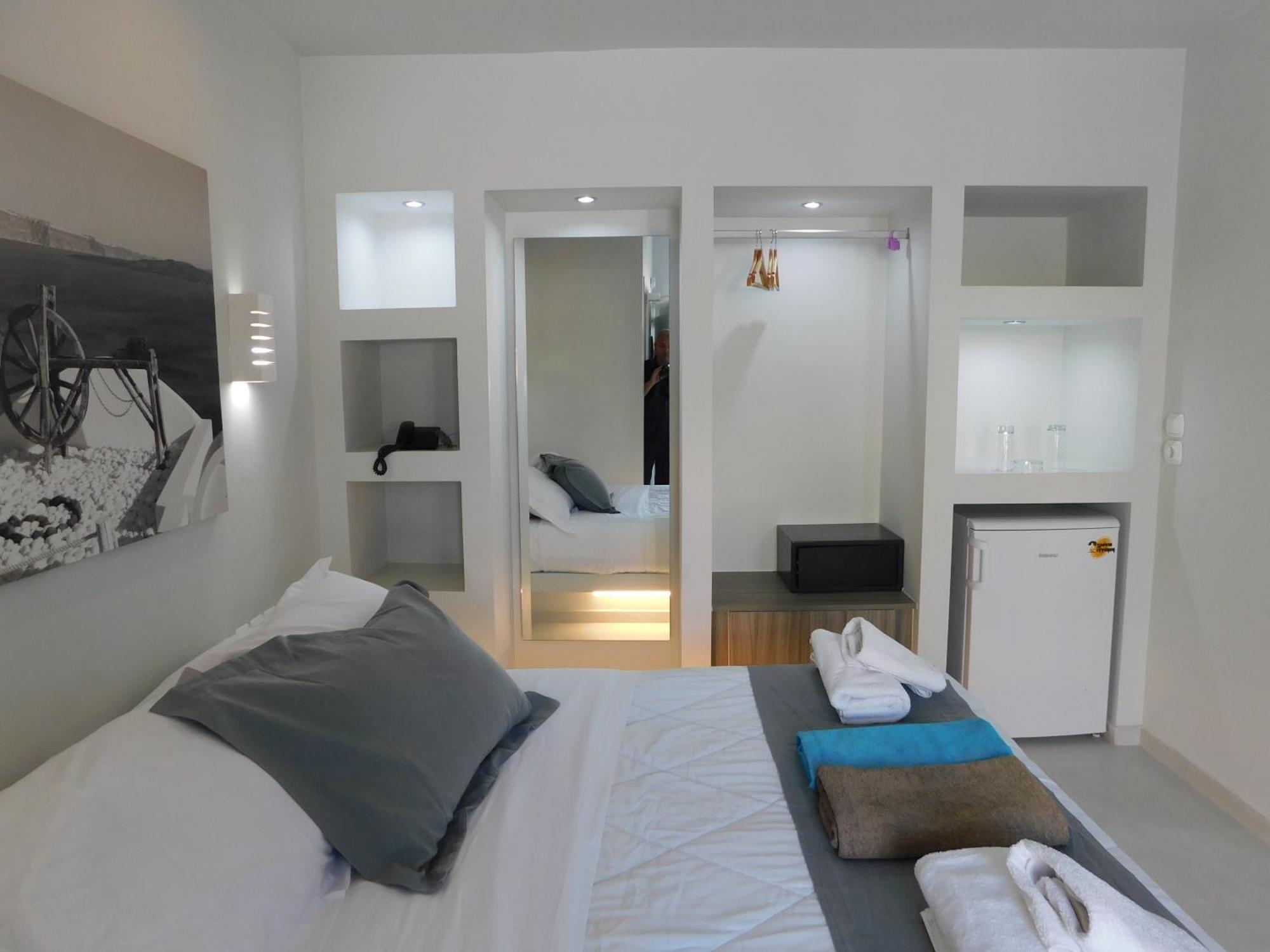 Perissa Beachfront Rooms エクステリア 写真