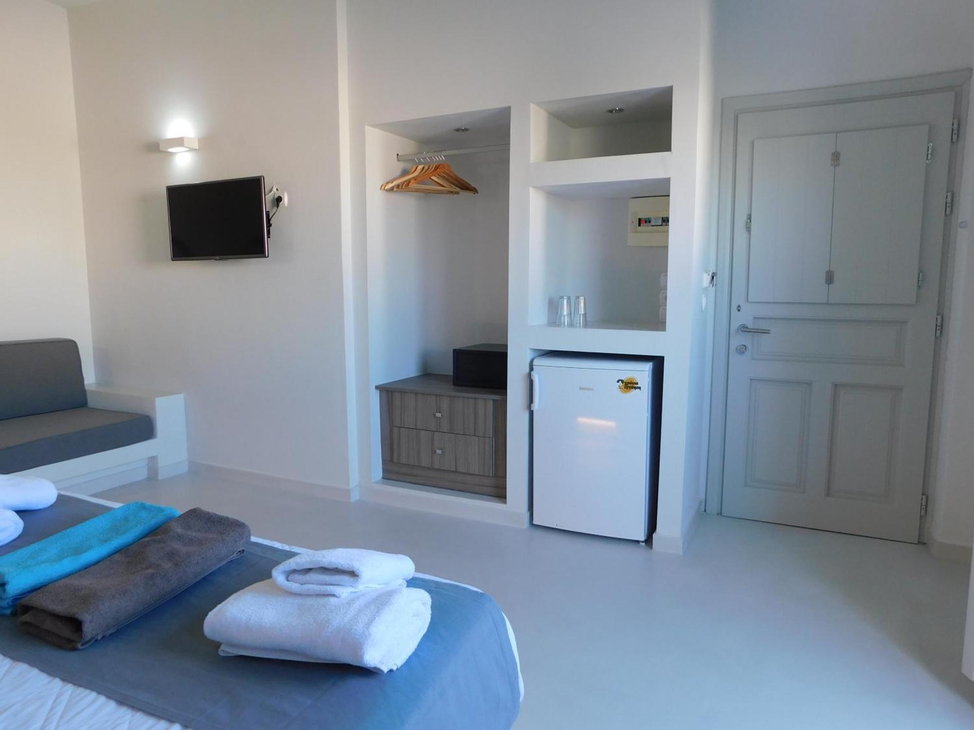 Perissa Beachfront Rooms エクステリア 写真