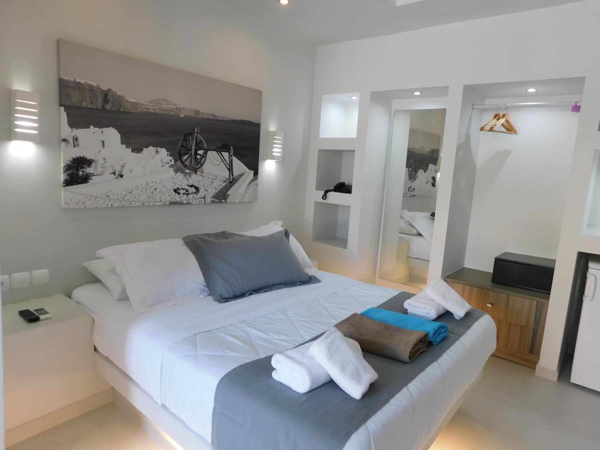 Perissa Beachfront Rooms エクステリア 写真