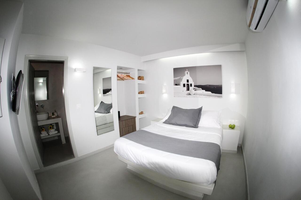 Perissa Beachfront Rooms エクステリア 写真