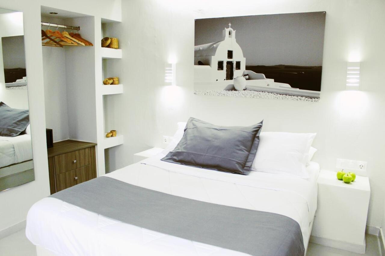 Perissa Beachfront Rooms エクステリア 写真