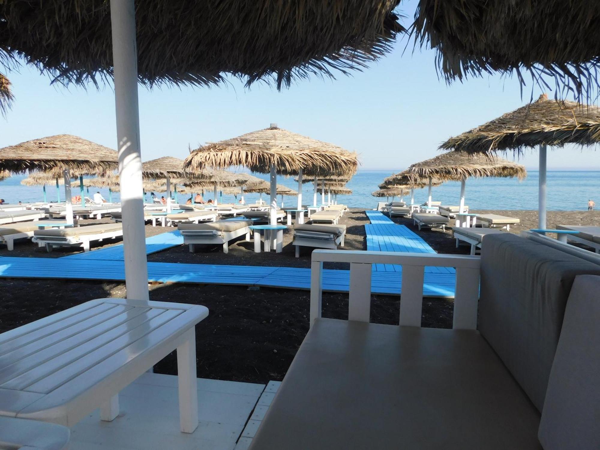 Perissa Beachfront Rooms エクステリア 写真